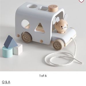 Pottery barn kids pbk plan toys bunny bus shape sorter